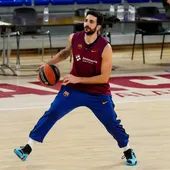 El base Ricky Rubio, durante un entrenamiento con el Barcelona. El base Ricky Rubio, durante un entrenamiento con el Barcelona.
