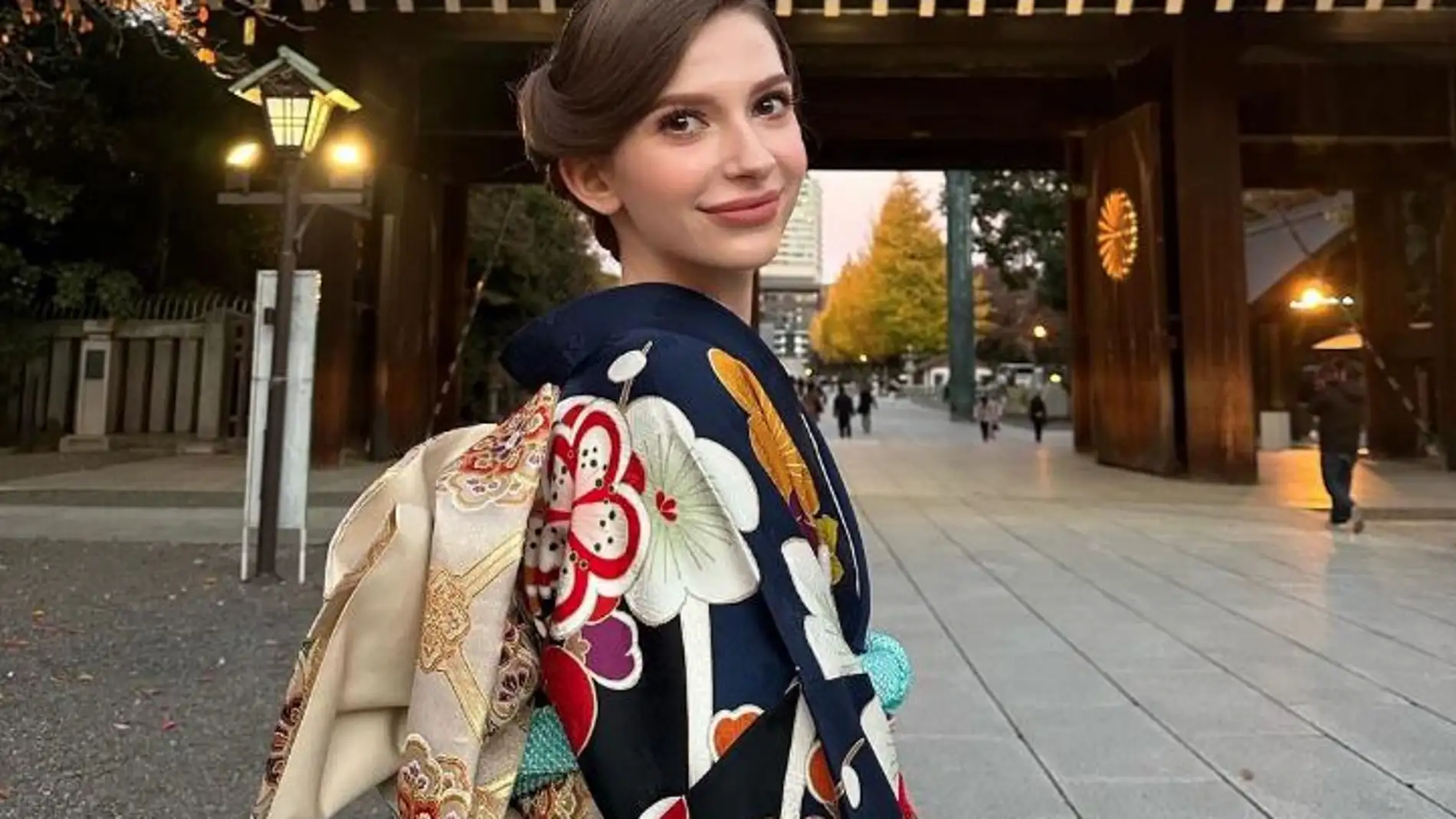 Karolina Shiino, miss Japón renuncia a su título