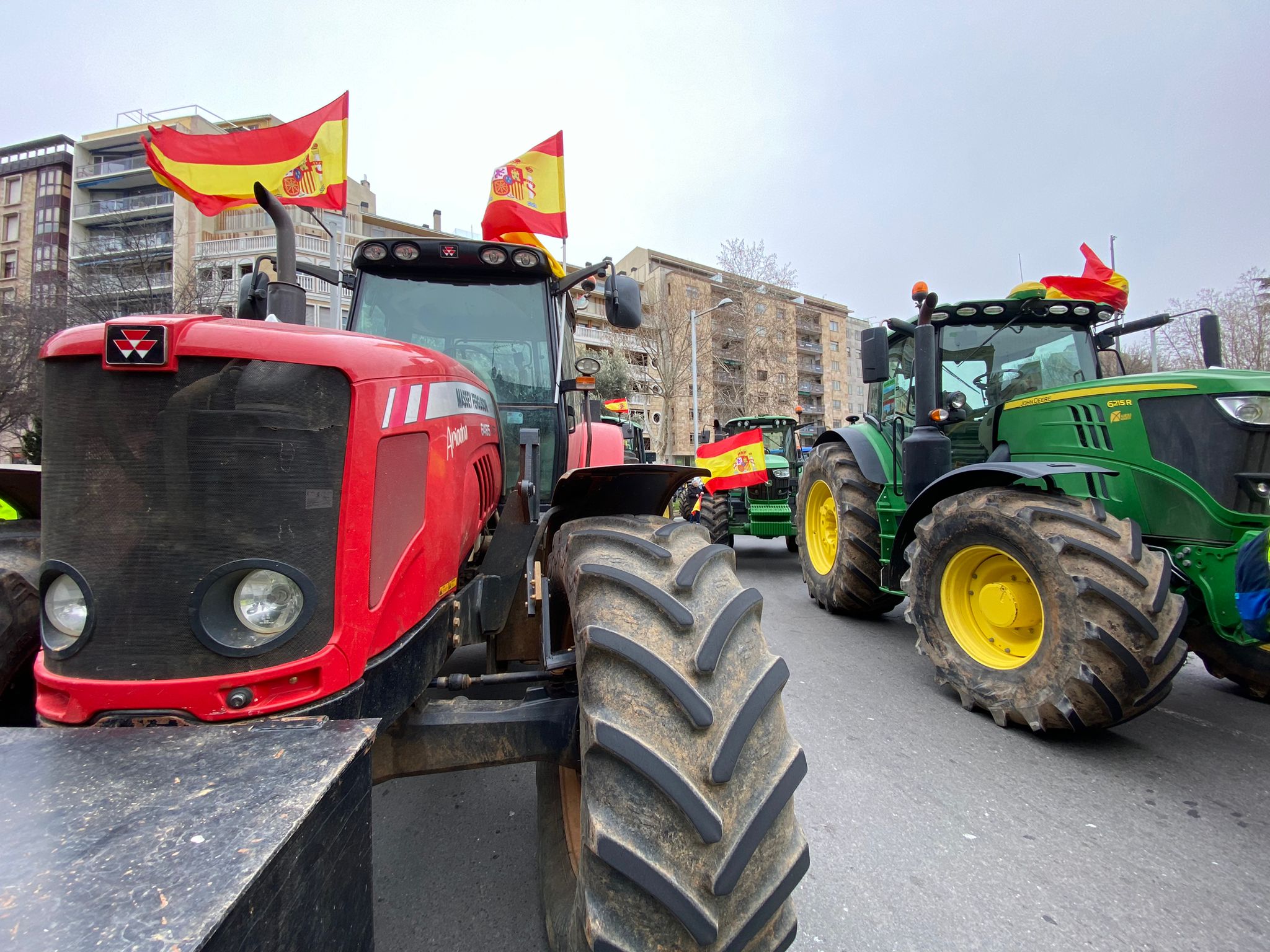 VOTA: ¿Cree que el Gobierno está respondiendo de forma adecuada a las tractoradas? VOTA: ¿Cree que el Gobierno está respondiendo de forma adecuada a las tractoradas?