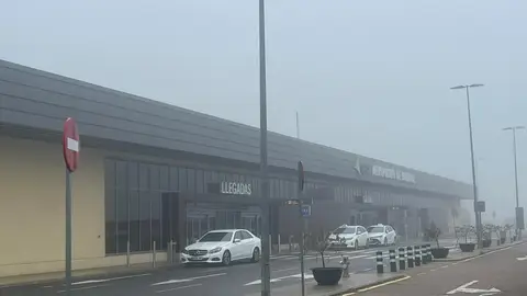 La Junta se congratula de que se escuche su voz y se estudie la instalación de medidas para mejorar la visibilidad en el aeropuerto La Junta se congratula de que se escuche su voz y se estudie la instalación de medidas para mejorar la visibilidad en el aeropuerto