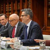 Félix Bolaños en la reunión con la Comisión de Venecia