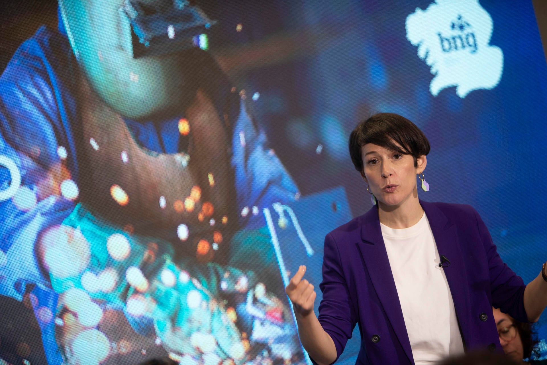 Ana Pontón: "Feijóo convocó las elecciones pensando en sus intereses de partido y eso le pasará factura en Galicia" Ana Pontón: "Feijóo convocó las elecciones pensando en sus intereses de partido y eso le pasará factura en Galicia"