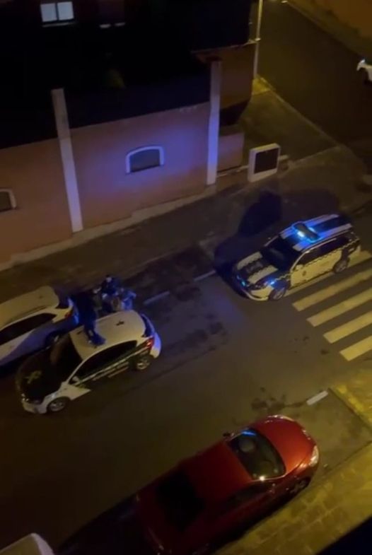 Hallado el cadáver de una mujer en Castro Urdiales y sus dos hijos menores se encuentran desaparecidos Hallado el cadáver de una mujer en Castro Urdiales y sus dos hijos menores se encuentran desaparecidos