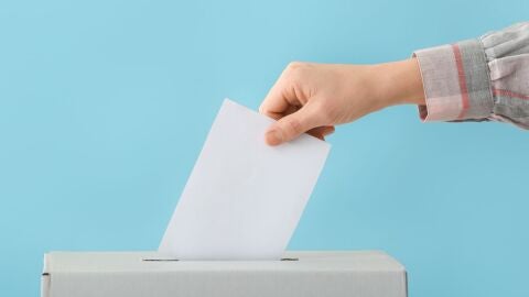 Estas son las diferencias entre los votos nulos y los votos en blanco