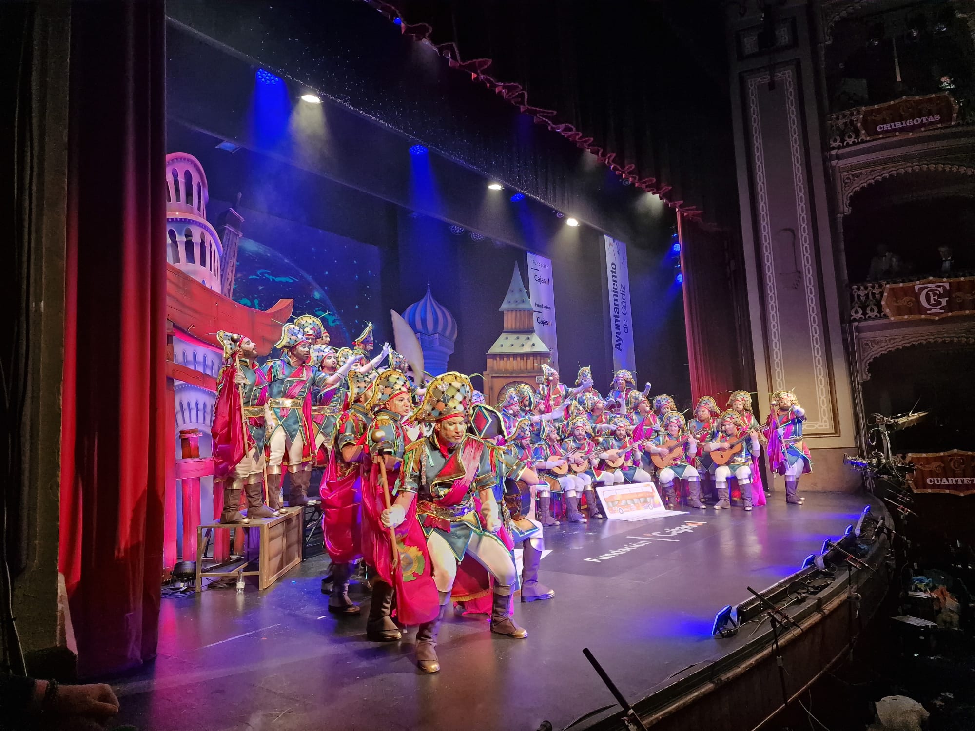 Escucha el coro 'Las Luciérnagas' en la final del COAC 2024 Escucha el coro 'Las Luciérnagas' en la final del COAC 2024