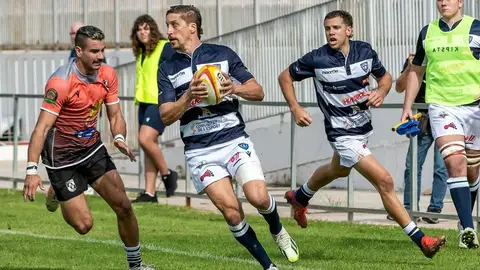 El Huesitos la Vila intentará repetir la victoria contra el Valencia Rugby este domingo El Huesitos la Vila intentará repetir la victoria contra el Valencia Rugby este domingo