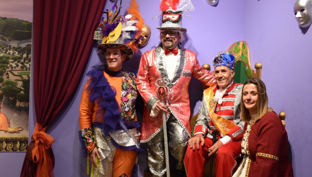 Presidente de Peñas, pregonero, rey del carnaval y concejala