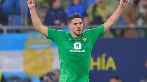 Pablo Fornals celebra su primer gol con el Betis. Pablo Fornals celebra su primer gol con el Betis.