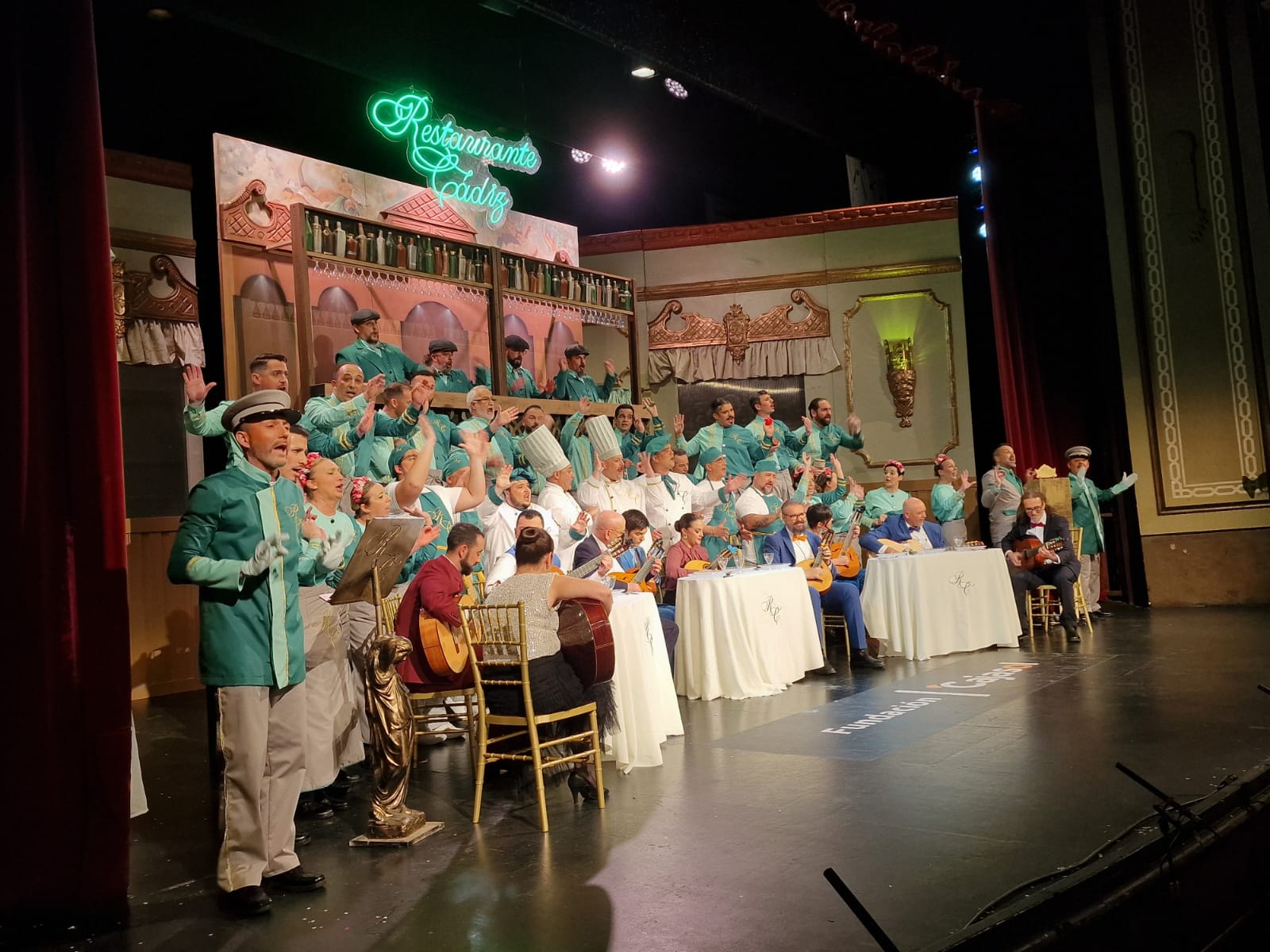Escucha al coro 'El Gremio' en la final del COAC 2024 Escucha al coro 'El Gremio' en la final del COAC 2024