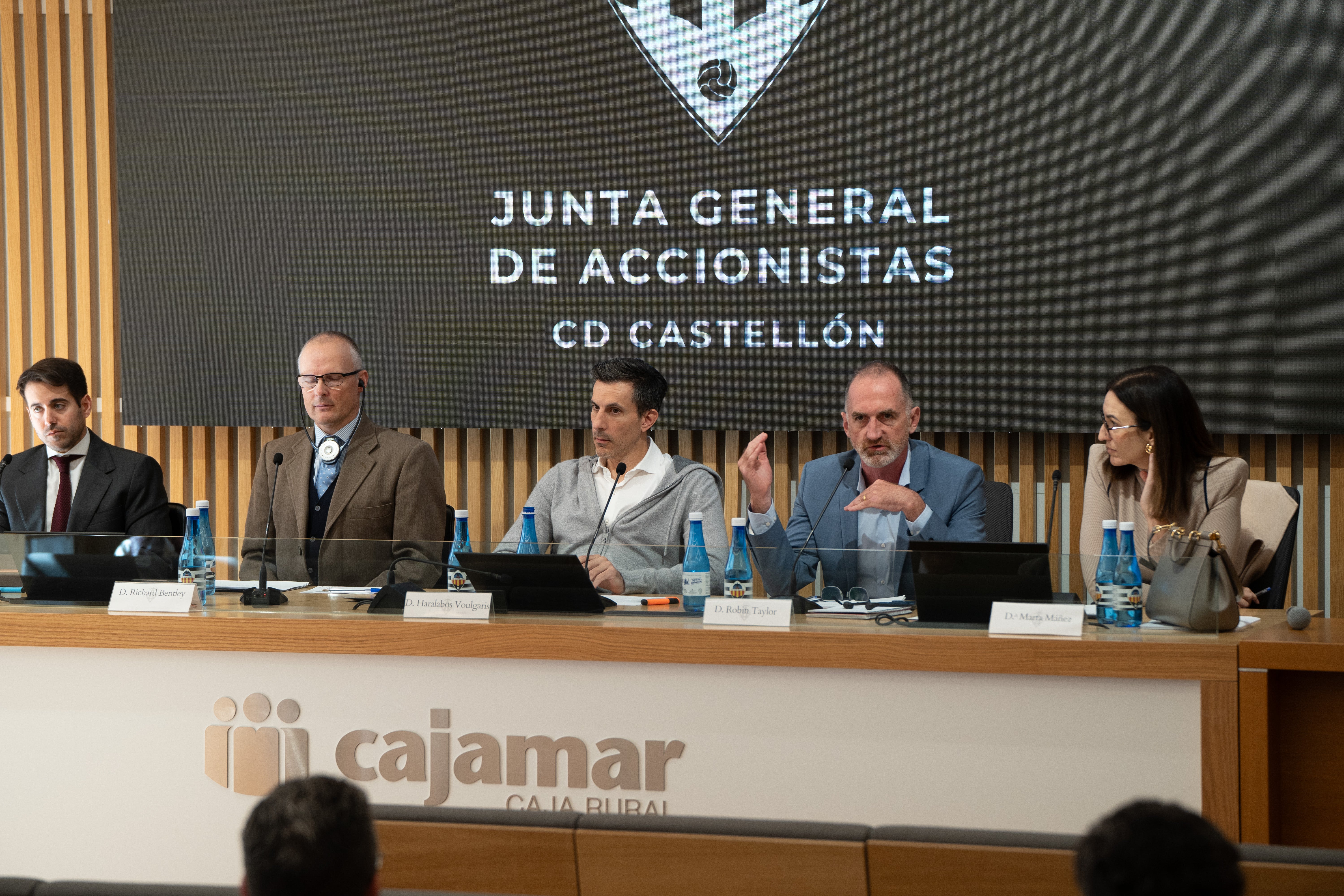 Voulgaris demuestra su ambición Voulgaris demuestra su ambición