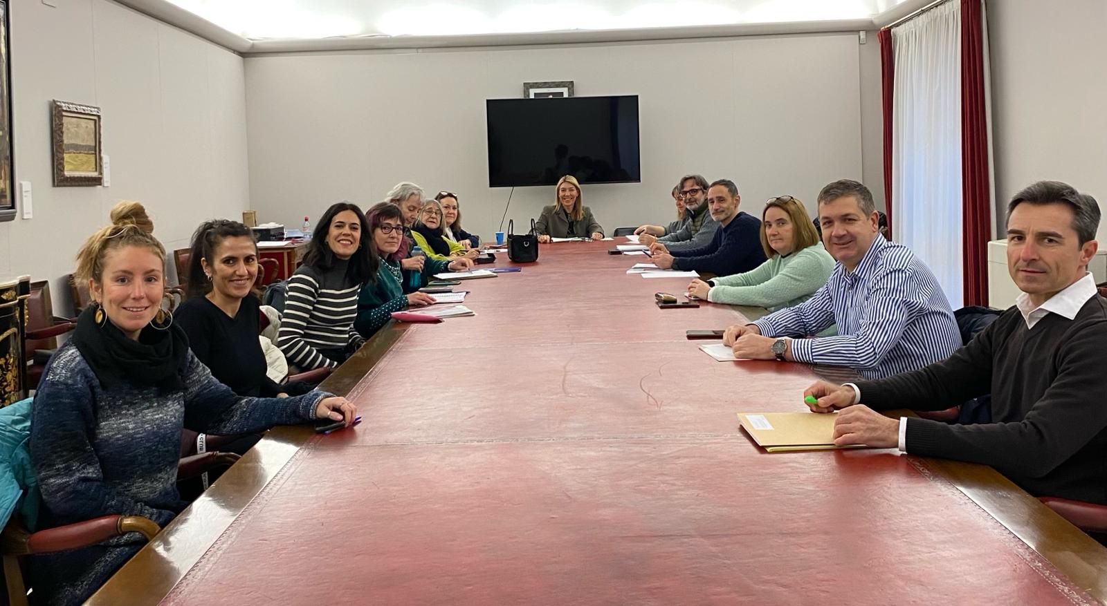 Nuevos sistemas de señalización en Huesca para personas con discapacidad visual Nuevos sistemas de señalización en Huesca para personas con discapacidad visual