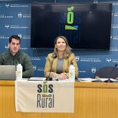 Corbalán y Poza durante la presentación de SOS Rural en Zaragoza