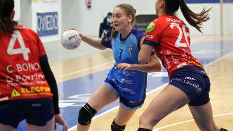 12-2 Miriam Cortina, jugadora del Lobas Global Oviedo
