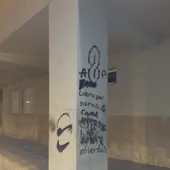 La Policía de Almassora denuncia a un joven por realizar pintadas en el colegio Cardenal Cisneros La Policía de Almassora denuncia a un joven por realizar pintadas en el colegio Cardenal Cisneros