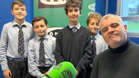 Más de Uno Vigo Más de Uno Vigo