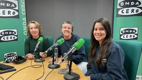 Débora Morrison, directora de la Fundación Palma Aquarium, Xisca Pujol y Elka Dimitrova. Débora Morrison, directora de la Fundación Palma Aquarium, Xisca Pujol y Elka Dimitrova.