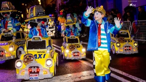 Un grupo de ni&ntilde;os en el Carnaval de Santa Cruz de Tenerife 