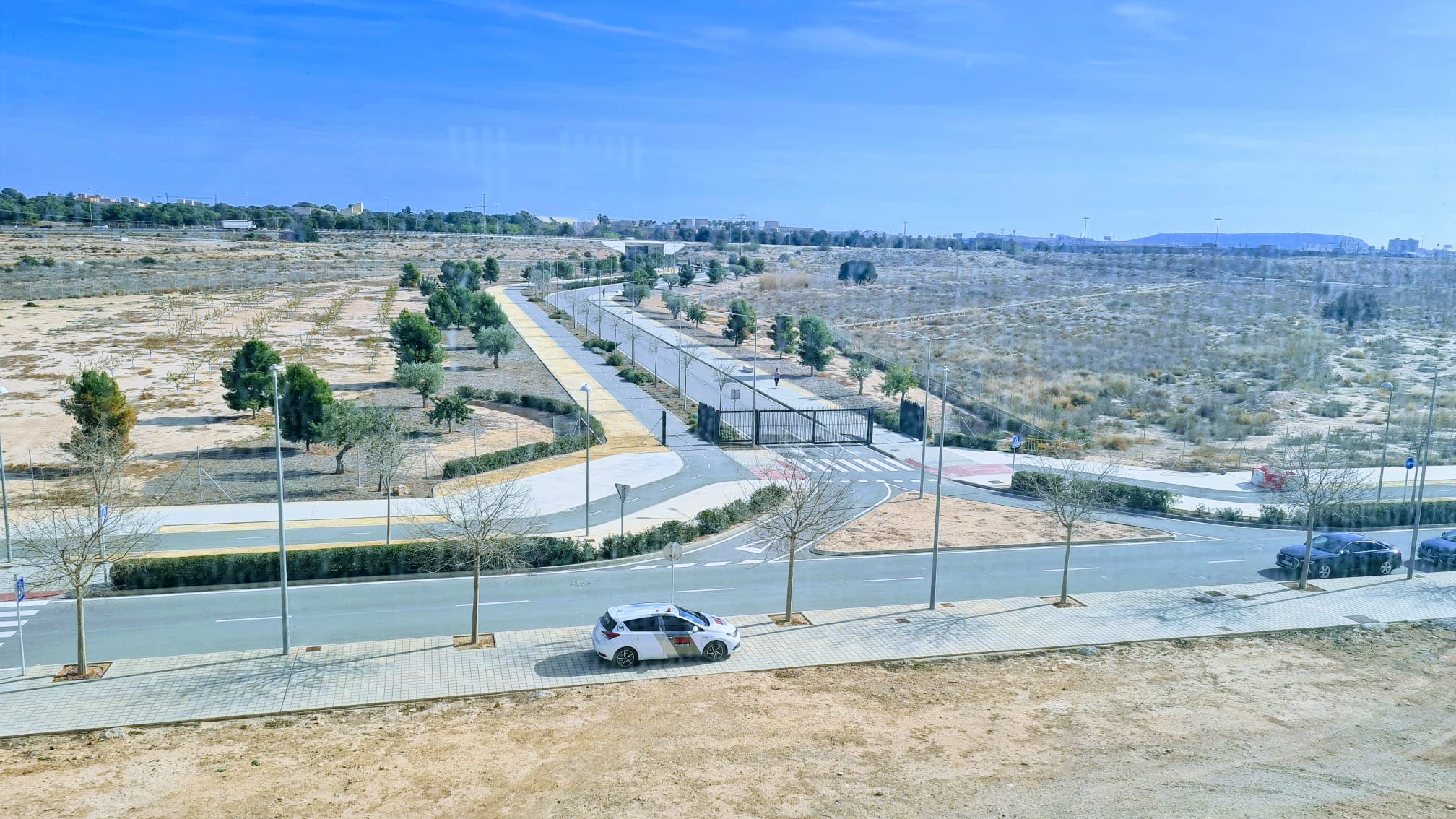 Alicante da luz verde a la conexión vial interna entre el campus y el Parque Científico de la Universidad Alicante da luz verde a la conexión vial interna entre el campus y el Parque Científico de la Universidad