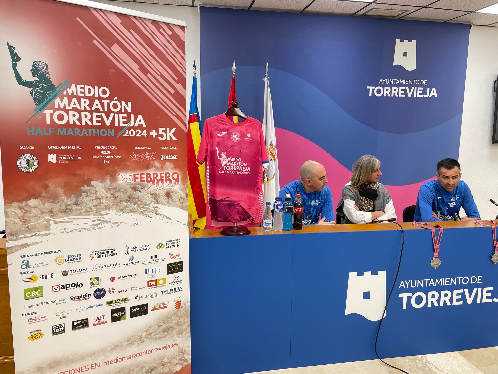 Unos 1.500 atletas participarán el Medio Maratón 'Ciudad de Torrevieja' el domingo 25 de febrero Unos 1.500 atletas participarán el Medio Maratón 'Ciudad de Torrevieja' el domingo 25 de febrero