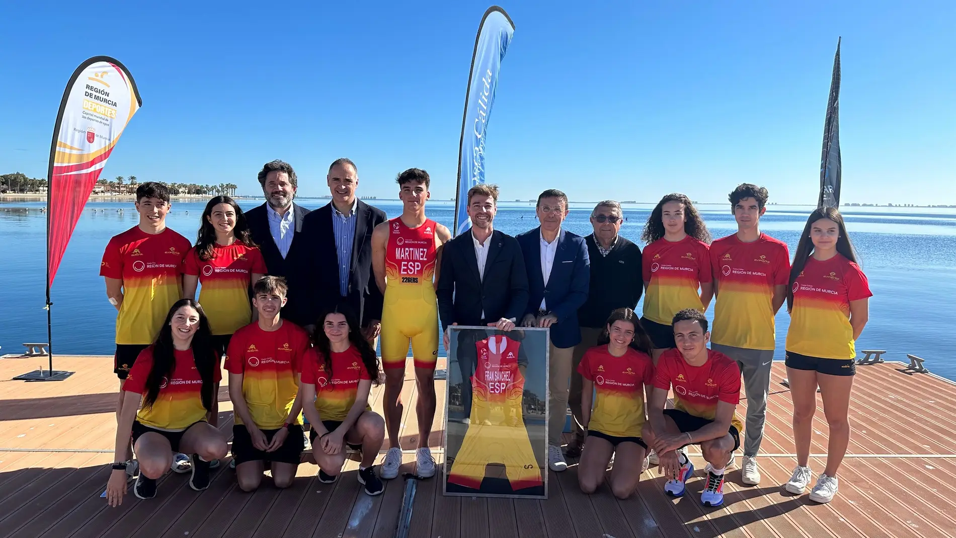 La Región de Murcia patrocina al equipo olímpico español de triatlón