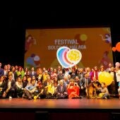 Fundación El Pimpi rinde homenaje a los mayores en la gala de sensibilización Soles de Málaga 2024