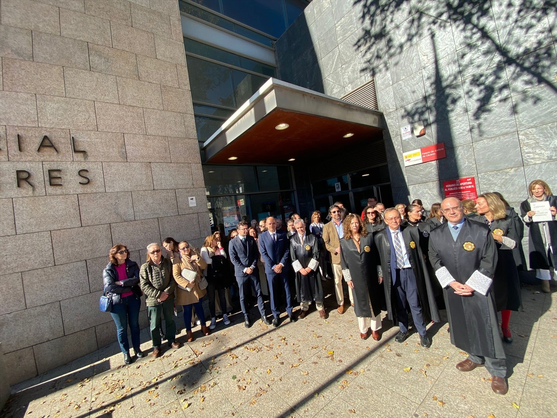 El CGPJ avala la ética de las concentraciones de jueces contra el lawfare y la amnistía El CGPJ avala la ética de las concentraciones de jueces contra el lawfare y la amnistía