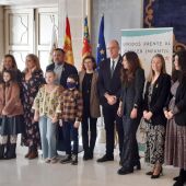 Acto conmemorativo en el ayuntamiento de Alicante del día del cáncer infantil