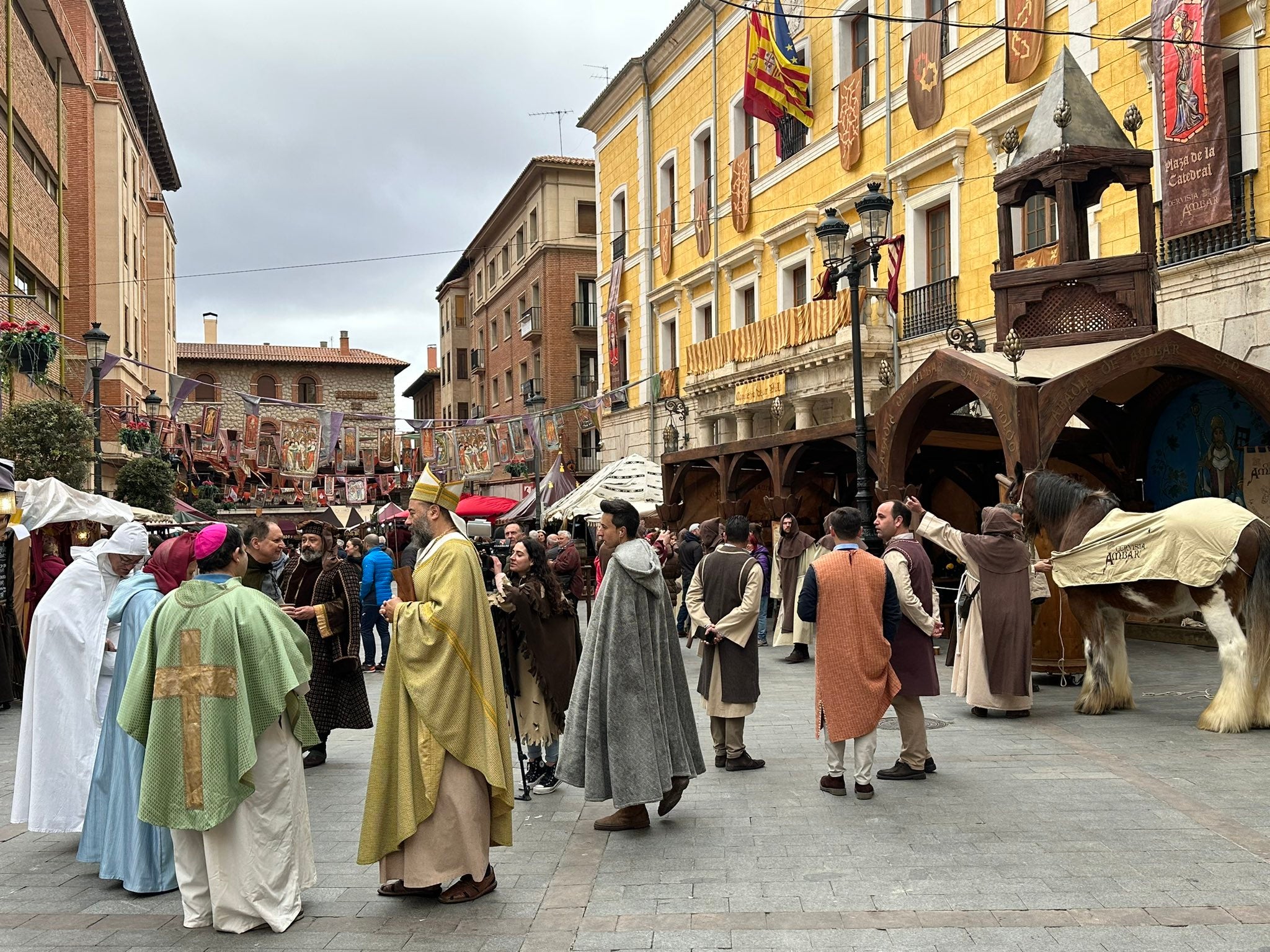 Las Bodas de Isabel llenan las calles de Teruel Las Bodas de Isabel llenan las calles de Teruel