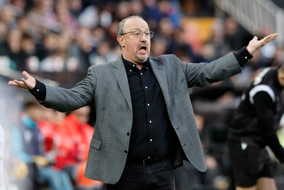 Benítez: "En el Real Madrid nos enseñaban que ser segundo significa nada" Benítez: "En el Real Madrid nos enseñaban que ser segundo significa nada"