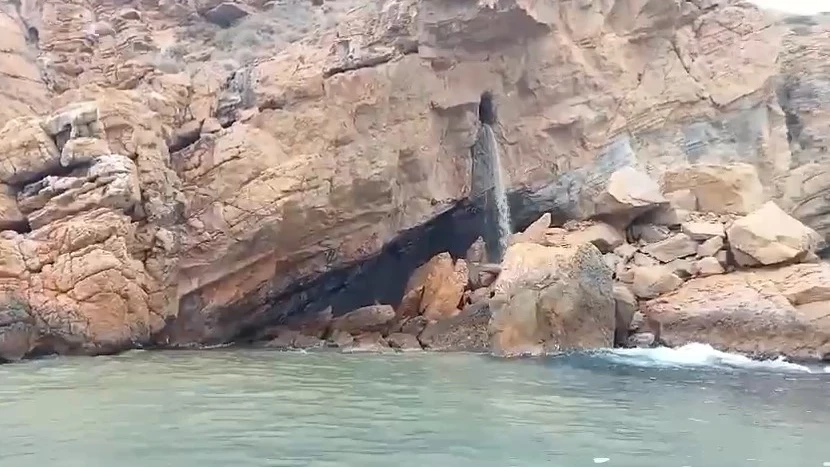 Vertido de la EDAR en Serra Gelada Vertido de la EDAR en Serra Gelada