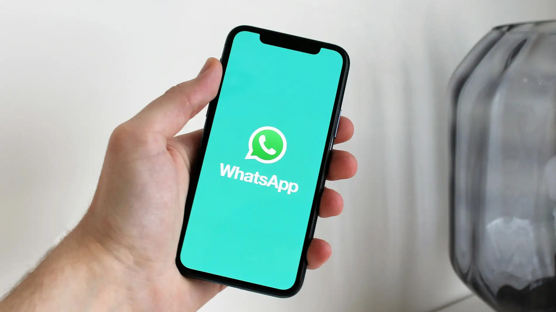 Estos son los móviles en los que desaparecerá WhatsApp en 2024