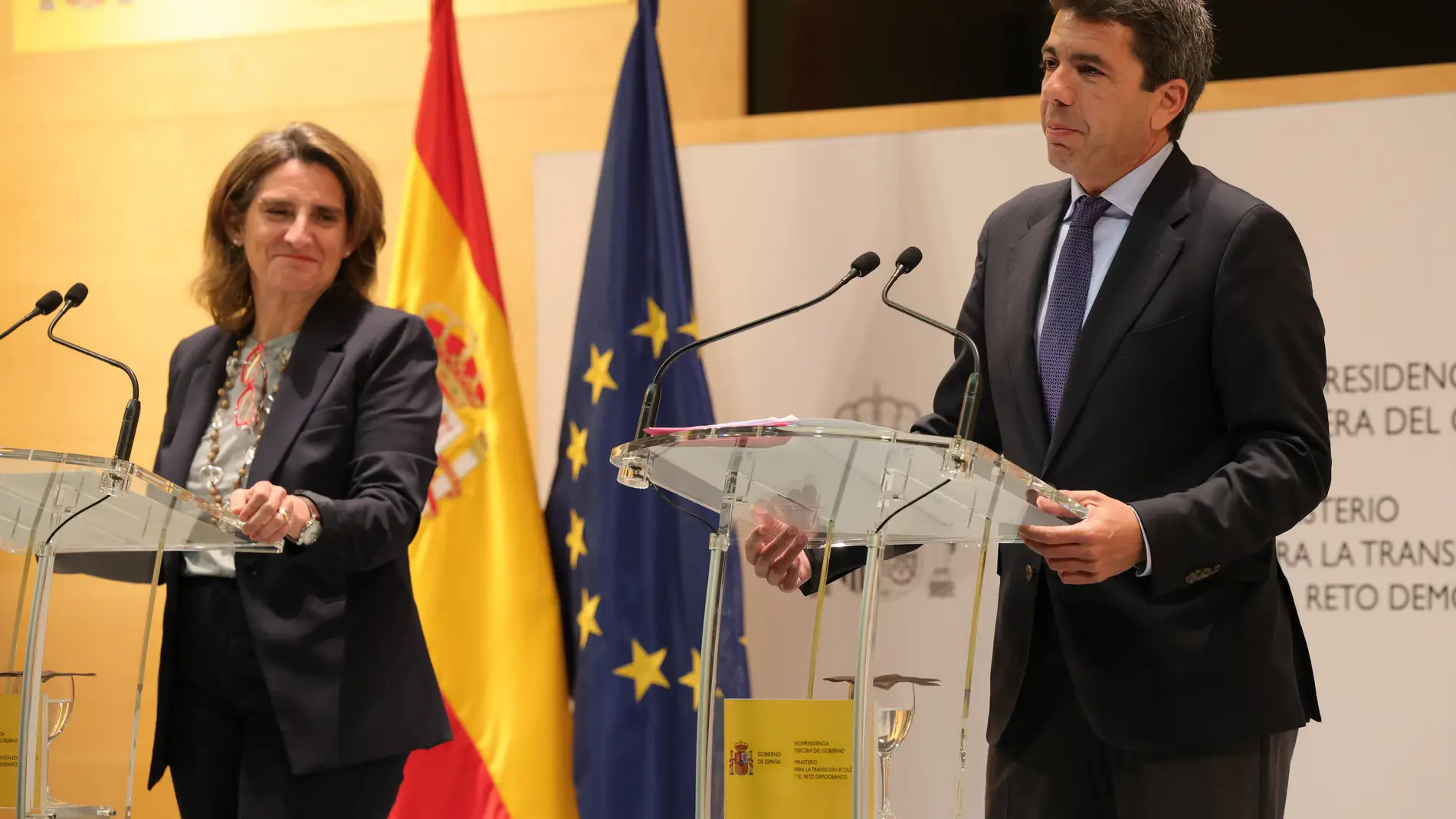 Teresa Ribera y Carlos Mazón en su comparecencia tras reunirse en Madrid.