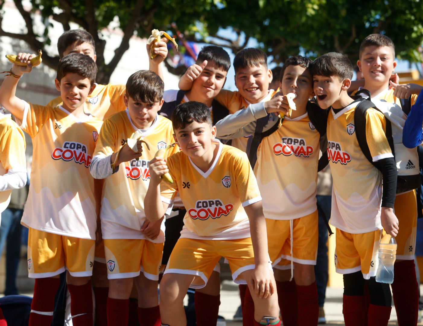 La Copa COVAP y el Consejo Andaluz de Enfermería apuestan por la enfermera escolar para reducir el sobrepeso que afecta a 1 de cada 3 menores La Copa COVAP y el Consejo Andaluz de Enfermería apuestan por la enfermera escolar para reducir el sobrepeso que afecta a 1 de cada 3 menores