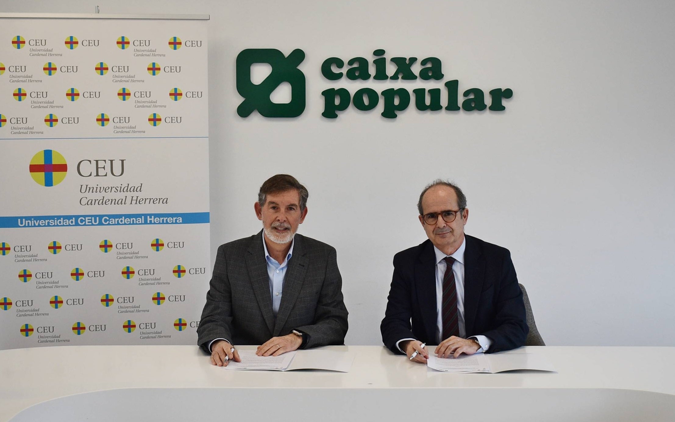 Caixa Popular y la CEU UCH crean una Cátedra sobre finanzas, cooperativismo y economía social Caixa Popular y la CEU UCH crean una Cátedra sobre finanzas, cooperativismo y economía social