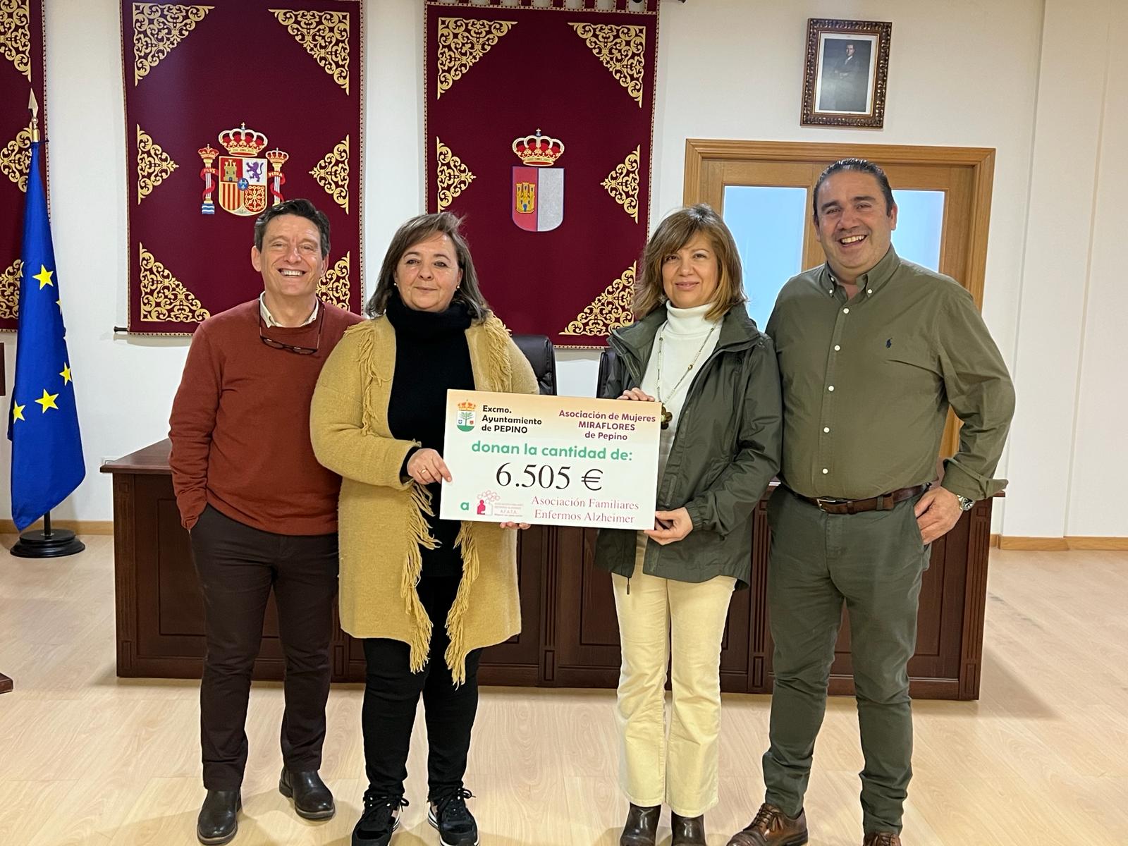 Pepino recauda 6.500 euros para luchar contra el Alzheimer Pepino recauda 6.500 euros para luchar contra el Alzheimer