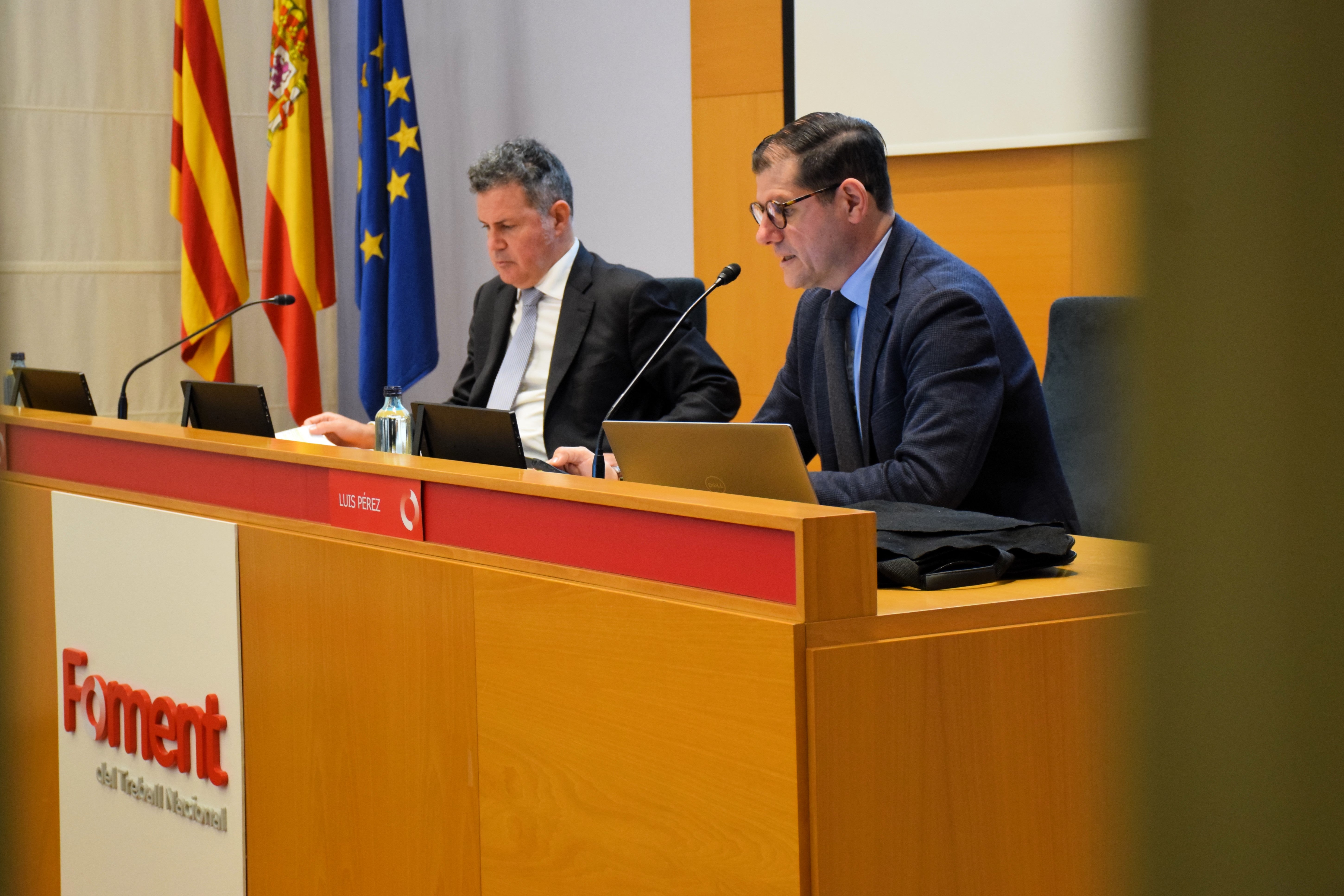 1 de cada 3 convenis ja preveu jornades laborals inferior a les 37'5 hores setmanals 1 de cada 3 convenis ja preveu jornades laborals inferior a les 37'5 hores setmanals