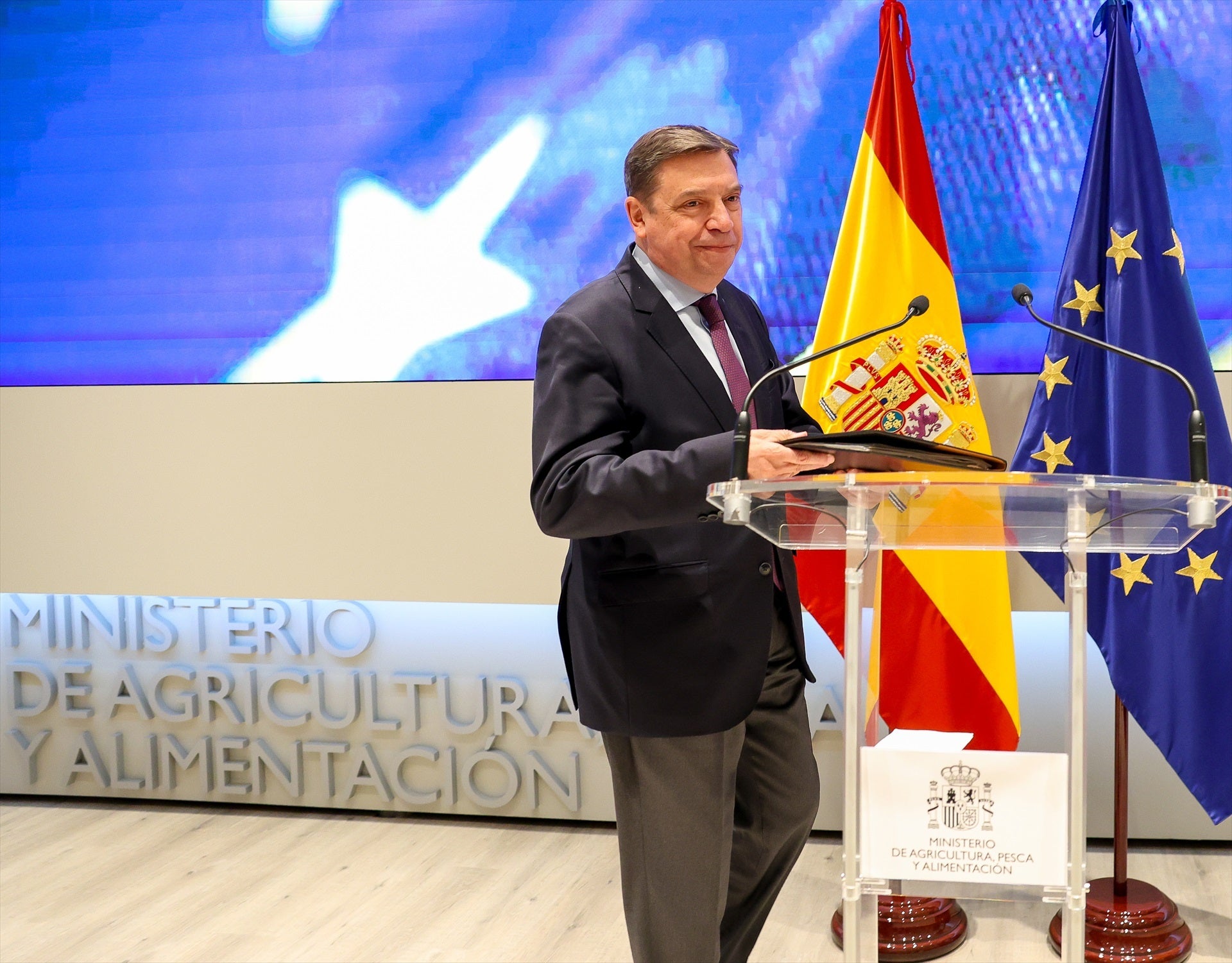 Planas pide unidad a las comunidades sea cual sea el "color político" para responder a la crisis del campo Planas pide unidad a las comunidades sea cual sea el "color político" para responder a la crisis del campo