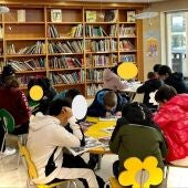 El Ayuntamiento de Benidorm clausura temporalmente la sala infantil de la biblioteca municipal tras caer parte del techo