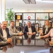 Una mujer vuelve a presidir el Club de Opinión de Benidorm. La nueva ejecutiva se reúne hoy con el alcalde benidormense
