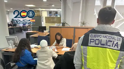 Archivo: Atención a ciudadanos extranjeros Archivo: Atención a ciudadanos extranjeros