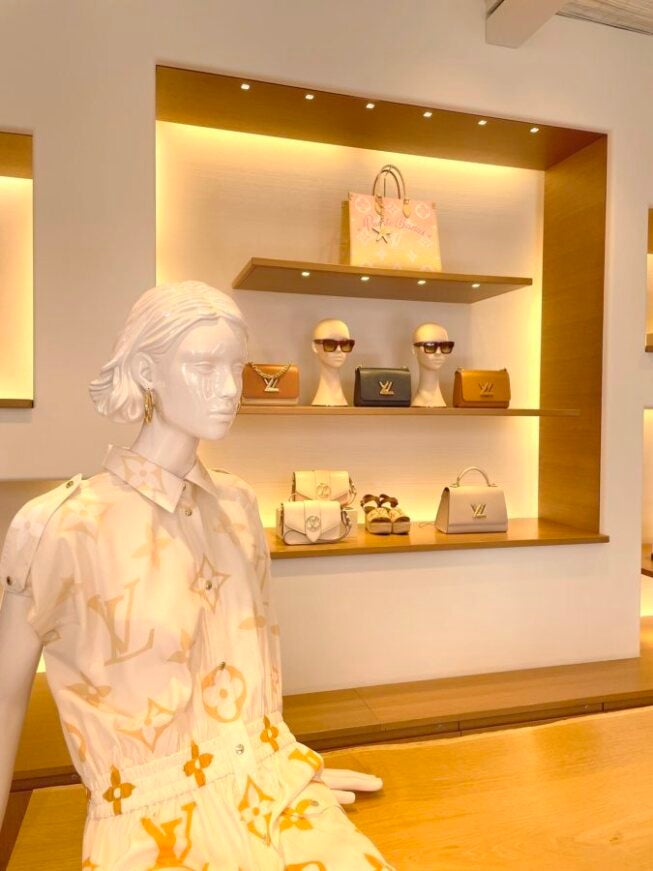 El sector de la moda ha facturado 282 millones de € en Cívitas Puerto Banús en 2023 El sector de la moda ha facturado 282 millones de € en Cívitas Puerto Banús en 2023