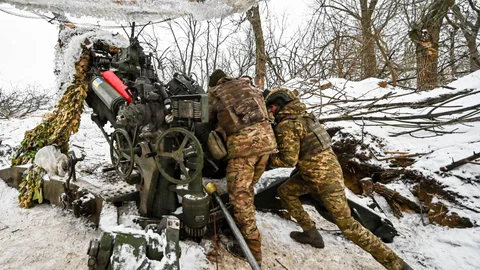 Soldados ucranianos combatiendo en Zaporiyia 