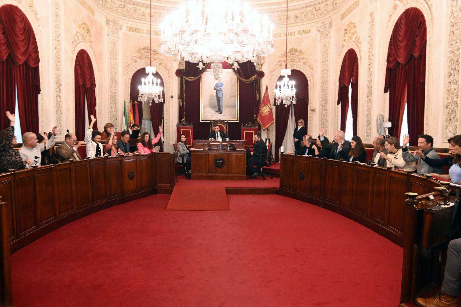 El Pleno del Ayuntamiento de Cádiz aprueba el reconocimiento extrajudicial de crédito para el servicio de ayuda a domicilio El Pleno del Ayuntamiento de Cádiz aprueba el reconocimiento extrajudicial de crédito para el servicio de ayuda a domicilio