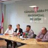 Arsenio García, Sonia Castro, Aurelio Fernández y Juan Antonio Rodríguez y Arsenio García, Sonia Castro, Aurelio Fernández y Juan Antonio Rodríguez y