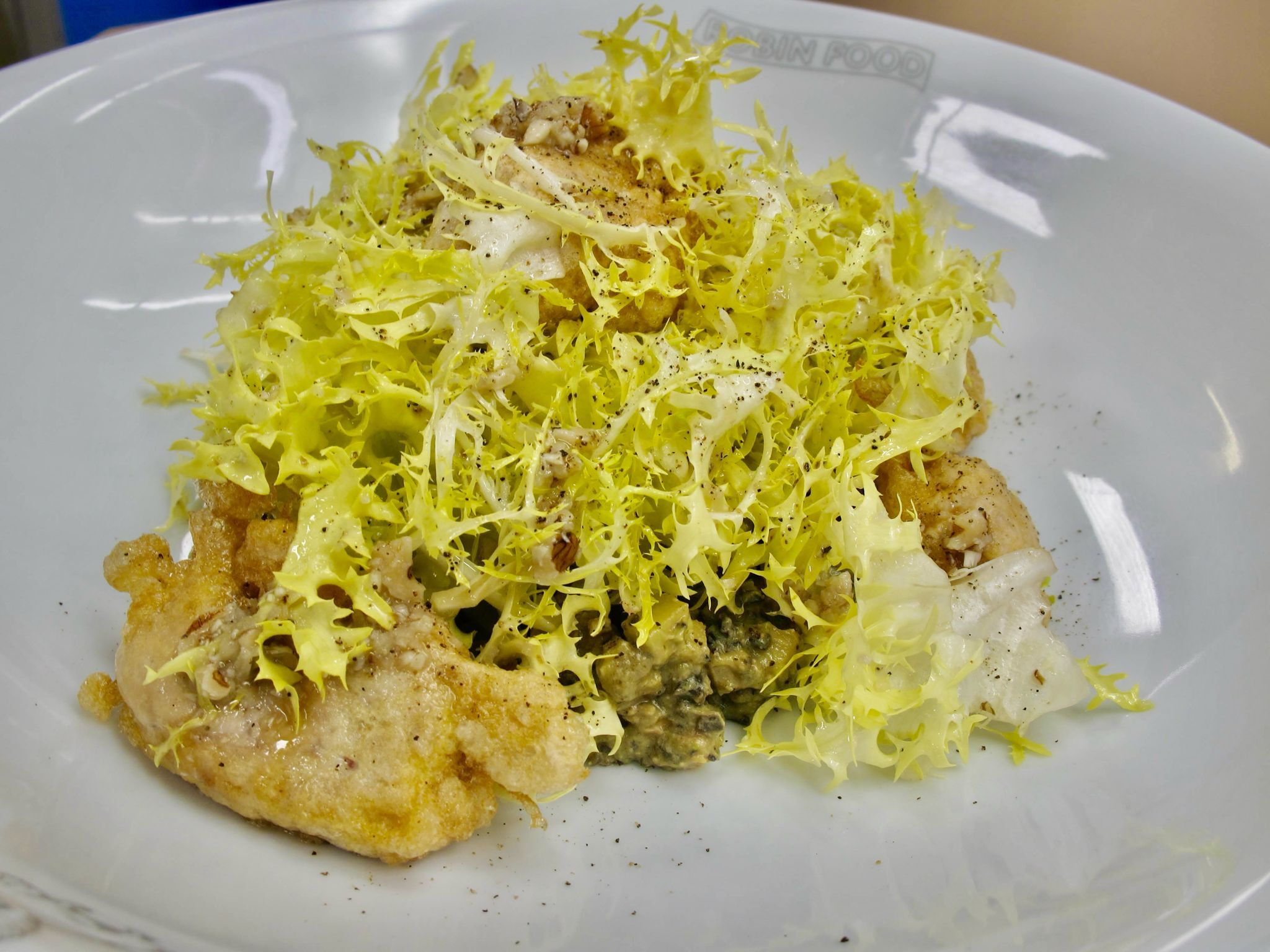 Ensalada de sesos, aguacate, foie gras y vinagreta, la receta de Robin Food Ensalada de sesos, aguacate, foie gras y vinagreta, la receta de Robin Food