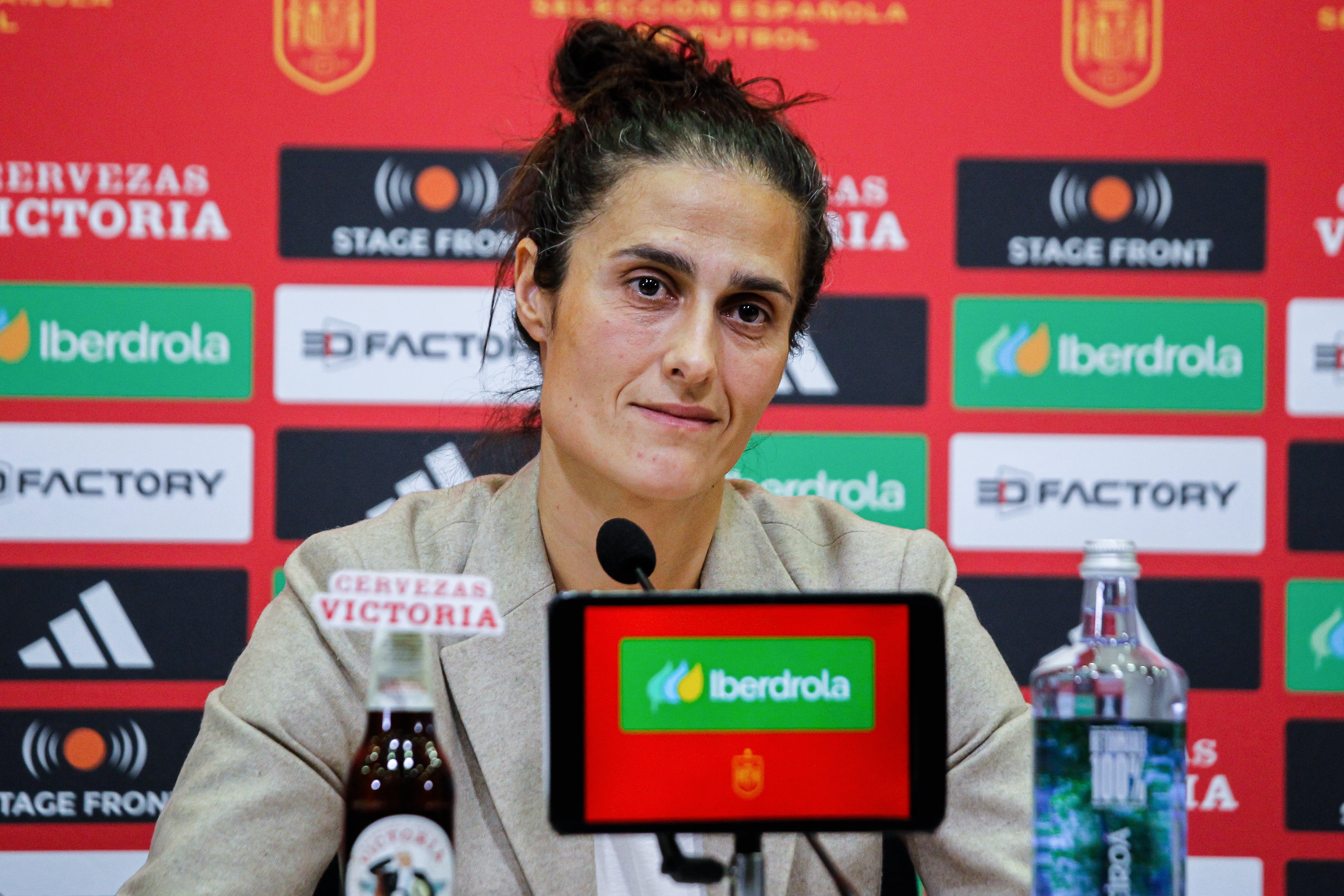 Montse Tomé: "Estas jugadoras tienen ambición" Montse Tomé: "Estas jugadoras tienen ambición"