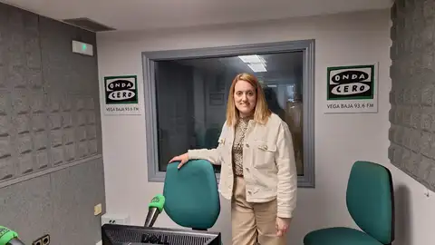 ACCIONA y el Ayuntamiento de Torrevieja impulsan la app de incidencias 'City In Touch' para lograr un municipio más limpio ACCIONA y el Ayuntamiento de Torrevieja impulsan la app de incidencias 'City In Touch' para lograr un municipio más limpio