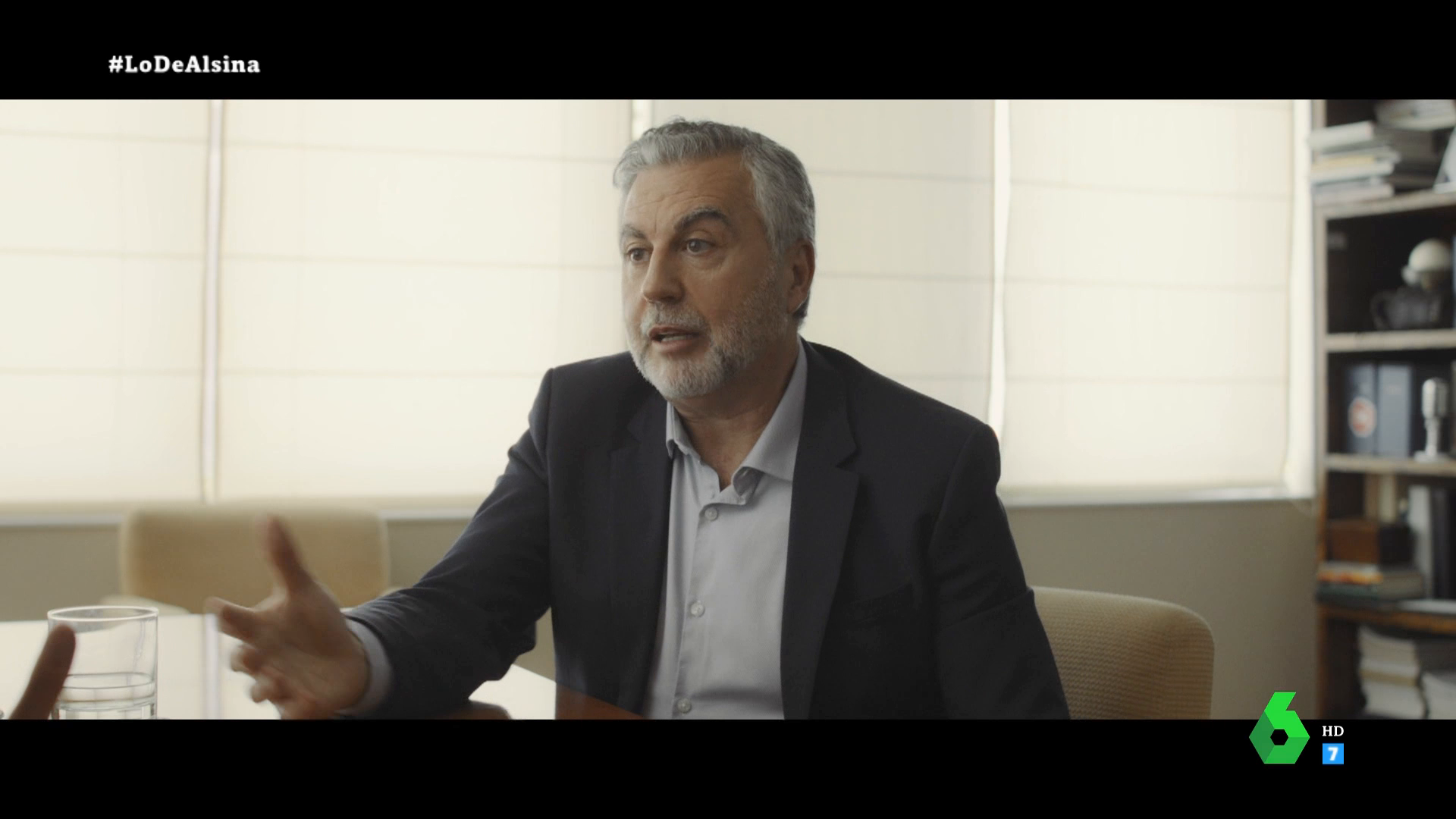 Alsina con Jordi Évole: "La amnistía, no es de izquierdas. Será de Sánchez, pero no es de izquierdas" Alsina con Jordi Évole: "La amnistía, no es de izquierdas. Será de Sánchez, pero no es de izquierdas"