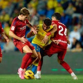 Las Palmas y Osasuna empatan a golazos