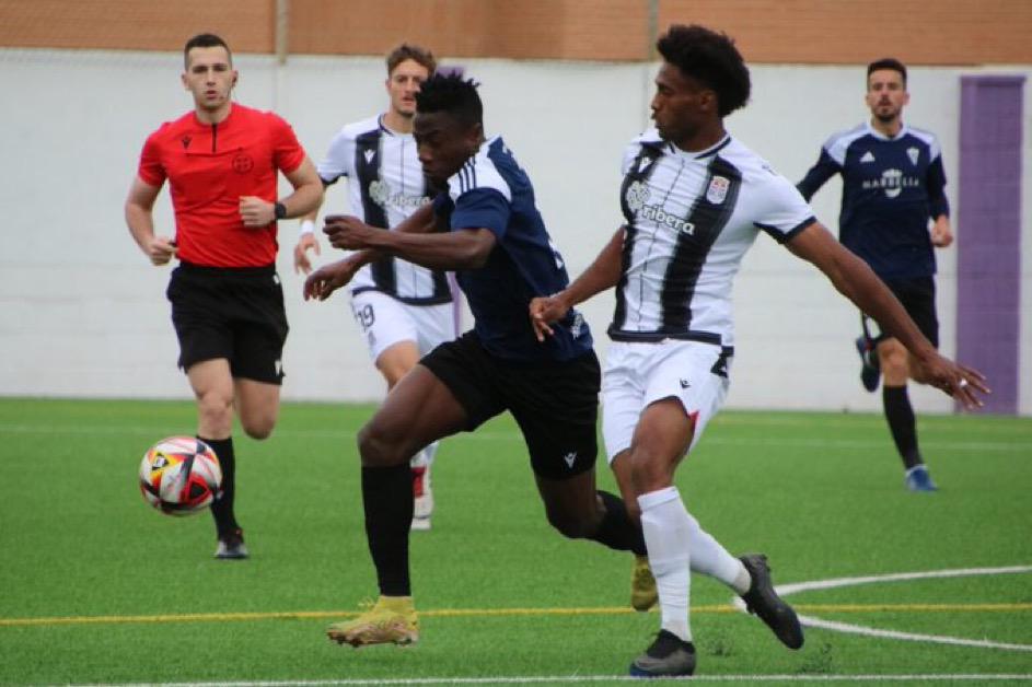 El Marbella FC acusa la falta de gol pero consigue traerse un punto de Cartagena El Marbella FC acusa la falta de gol pero consigue traerse un punto de Cartagena